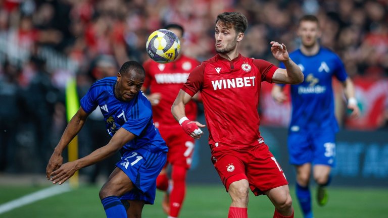 Плейофите започват с ново вечно дерби