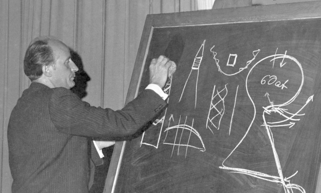 1280px-Helmut_Gröttrup_in_Bremen_1958
