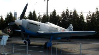 1280px-ЦМ_ВОВ._Истребитель_ЛаГГ-3_(СССР)