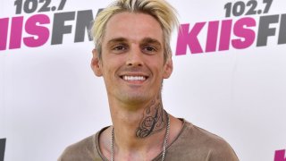 По-малкият брат на Ник Картър от Backstreet Boys беше намерен във ваната си на 5 ноември 2022 г.