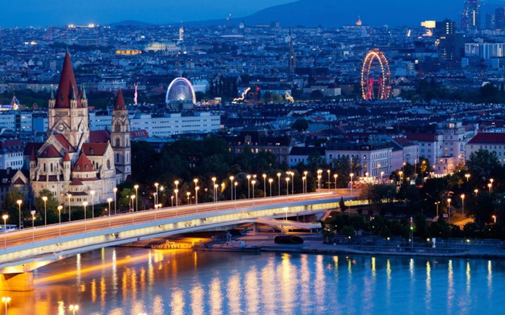 4da52cf7-82bc-4824-ab47-7a3dcffe09dd.austria-vienna-danube