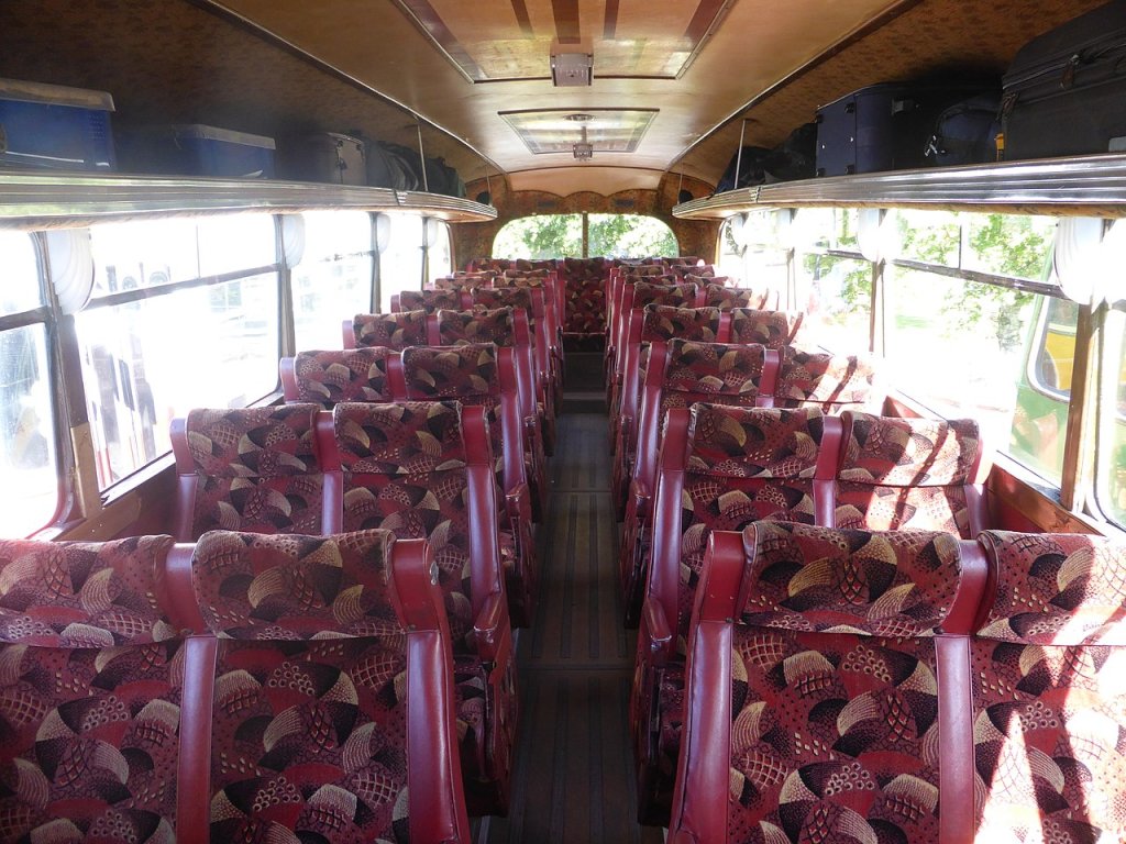 1280px-AEC_Regal_III_(1954)_(35710759304)