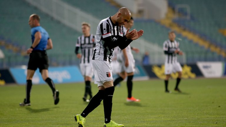 Локомотив чака ЦСКА или съгражданите си от Ботев на финала