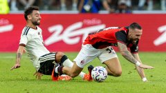 Българин игра при гръмка победа на Милан над Юнайтед