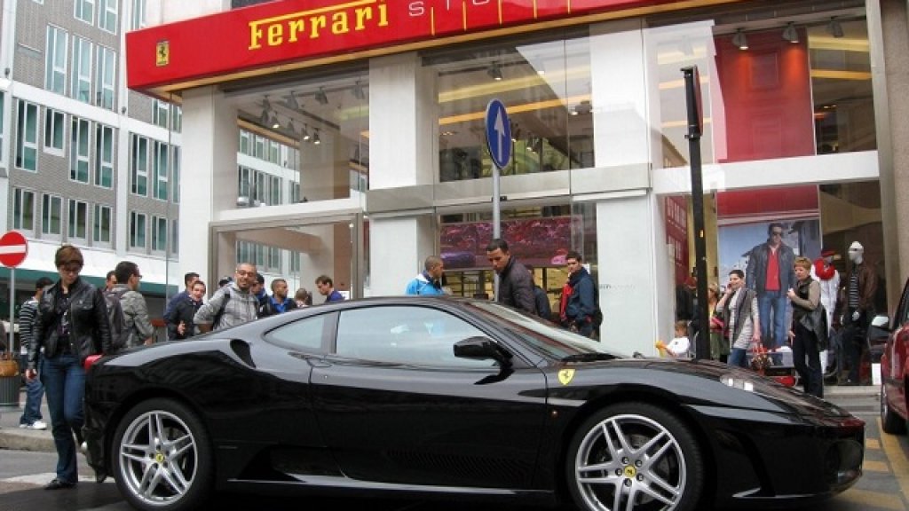 ferrari-store_80501