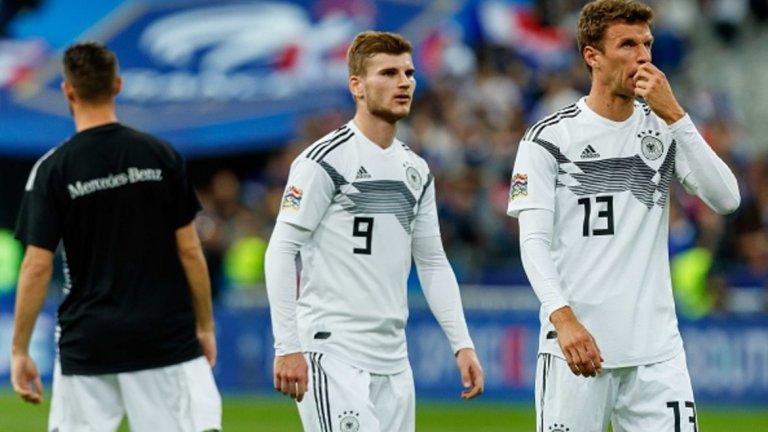 Бундестимът постави исторически антирекорд - за пръв път в историята си представителният тим на Германия допуска 6 загуби в рамките на една година.