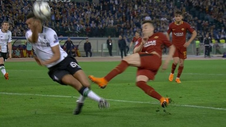 Къде с футбол, къде с волейбол ;) - всичко е добре за Ливърпул и феновете му, когато завършва добре.