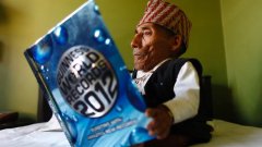 Непалецът Данжи е най-ниският човек на света