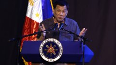 Международният съд в Хага разследва филипинския президент за престъпления срещу човечеството, но той няма никакви притеснения от това