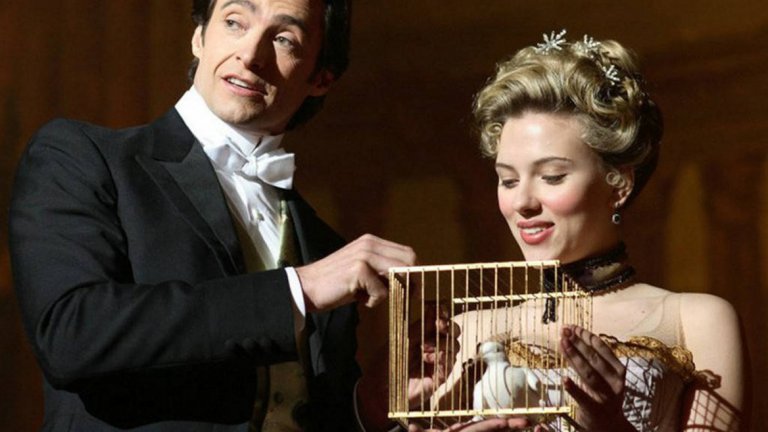 Престиж / The Prestige (2006) 
Това беше първият филм на Нолан по сценарий извън вселената на филмите за Батман, както и първият му опит за филмова адаптация на новела. Крисчън Бейл се изправя срещу Хю Джакман в борба за пресъздаването на най-великата илюзия на всички времена. "Престиж", както и много от останалите филми на Нолан, е изграден върху темите за обсесията, саможертвата и готовността да стигнеш до крайност в опита да постигнеш целта си. Феновете на Дейвид Боуи винаги ще помнят "Престиж" заради ролята на рок-звездата в образа на Никола Тесла.