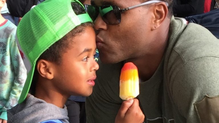 Трети Клуйверт влиза в световния футбол