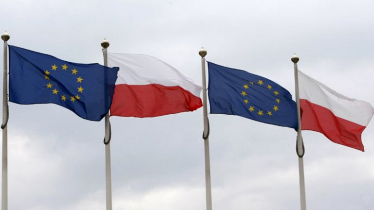 Варшава може да бъде лишена от глас в Съвета на ЕС