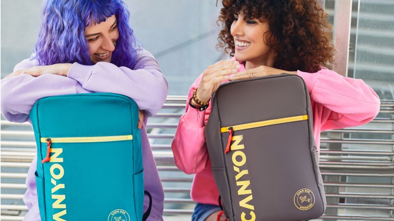 Бъди в крак с най-актуалните летни тенденции - вземи своя аксесоар от Canyon и направи пътуването си истинско удоволствие