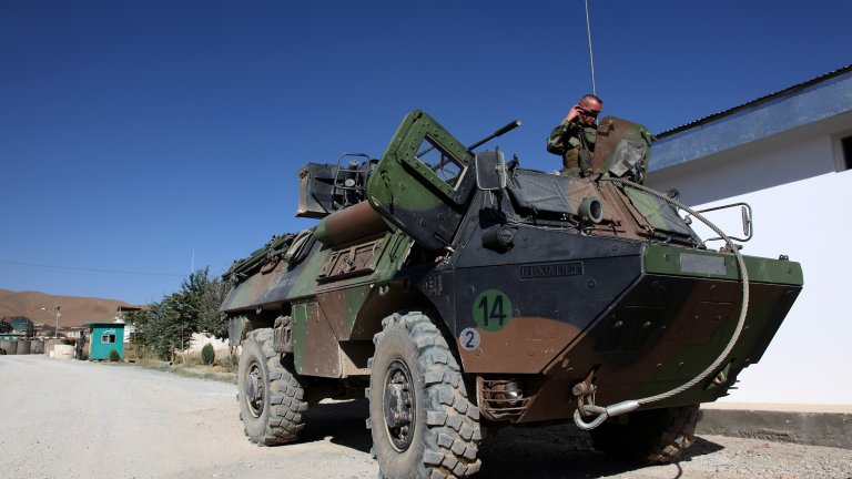 Париж подготвя сериозен пакет военна помощ