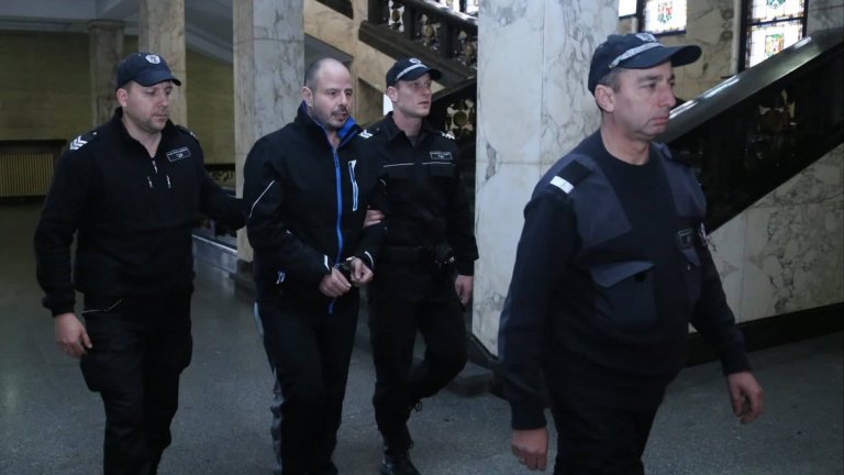 Димитър Ръжев ще премине през изследвания за установяване психичното му състояние