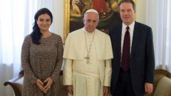 Говорителят на Ватикана изненадващо подаде оставка