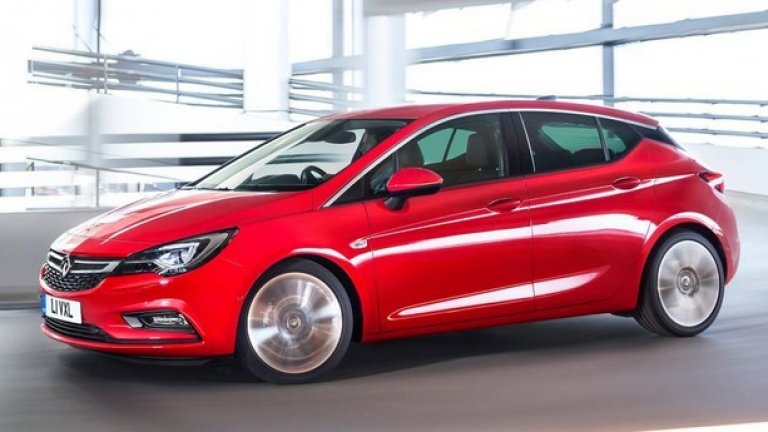 Opel Astra
Astra е един от най-чаканите нови модели във Франкфурт, а освен хечбека, на салона ще бъде показана и комби версията на автомобила.