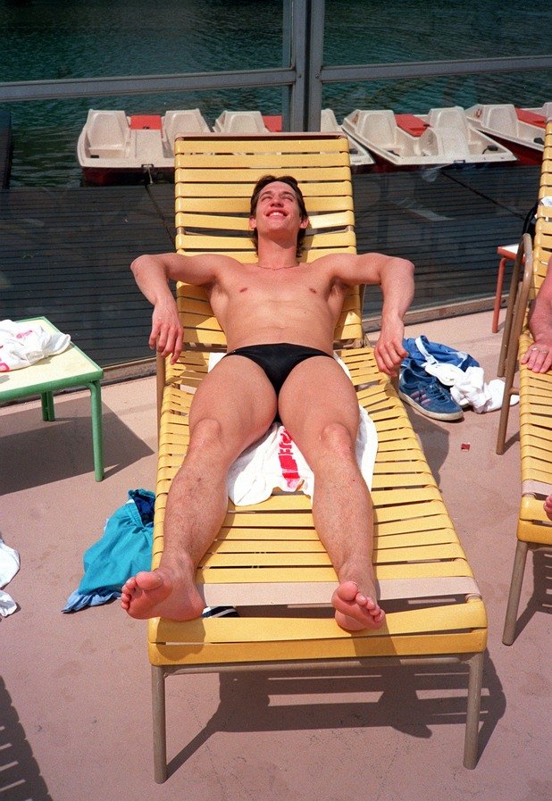 Да не изгориш, Гари? Слънцето е силно... Но помогна на Линекер да наниже 6 гола на световното в Мексико, където е правена тази снимка през 1986 г.