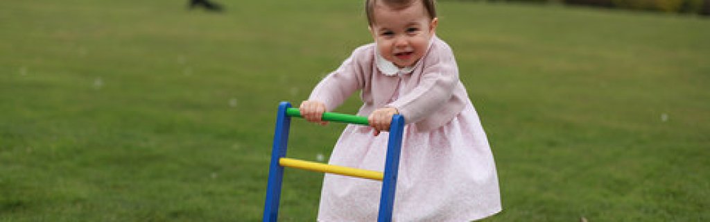 Кейт Мидълтън отново успява да заснеме сладък момент от развитието на Шарлот.