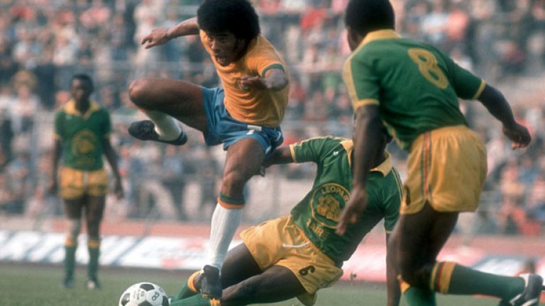 Леопардите от Заир (както казват екипите им) спират поредния пробив на Жаирзиньо в мача срещу Бразилия, загубен с 0:3 на Мондиал 74. По-тежкото за африканците дойде, когато срещнаха Югославия - 0:9.