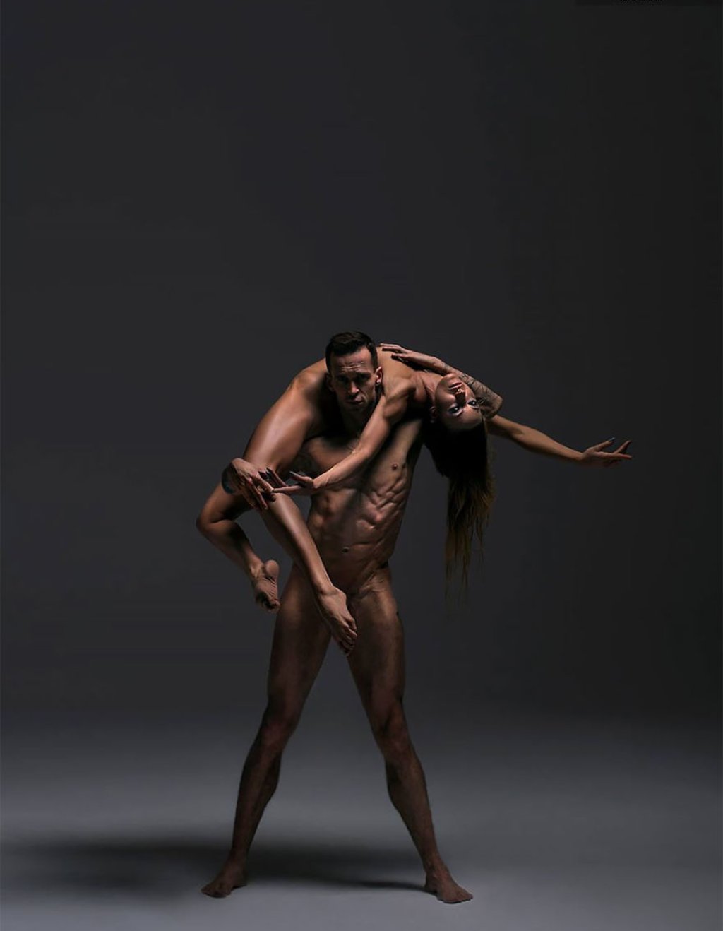 athletes-charity-calendar-photoshoot-dominica-cuda-39-5a377f0997d3f__880