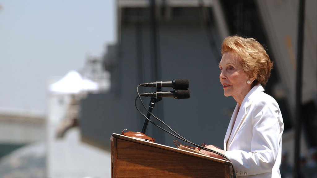 1280px-Nancy_Reagan_2004