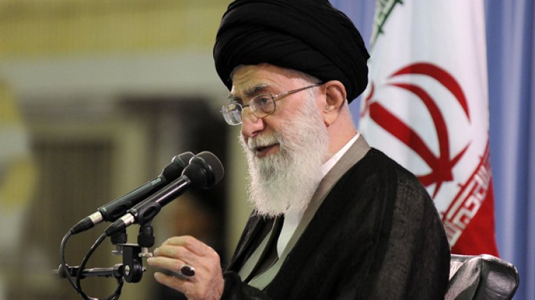 Бивш разузнавач: Иран само печели време в преговорите със САЩ