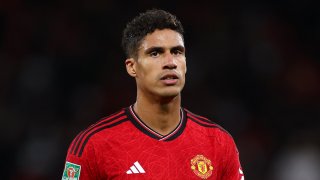 От Варан се очакваше да стане бранител №1 в Юнайтед и лидер на отбраната. Но той губи битката за титулярно място в конкуренцията на играчи с по-скромни качества