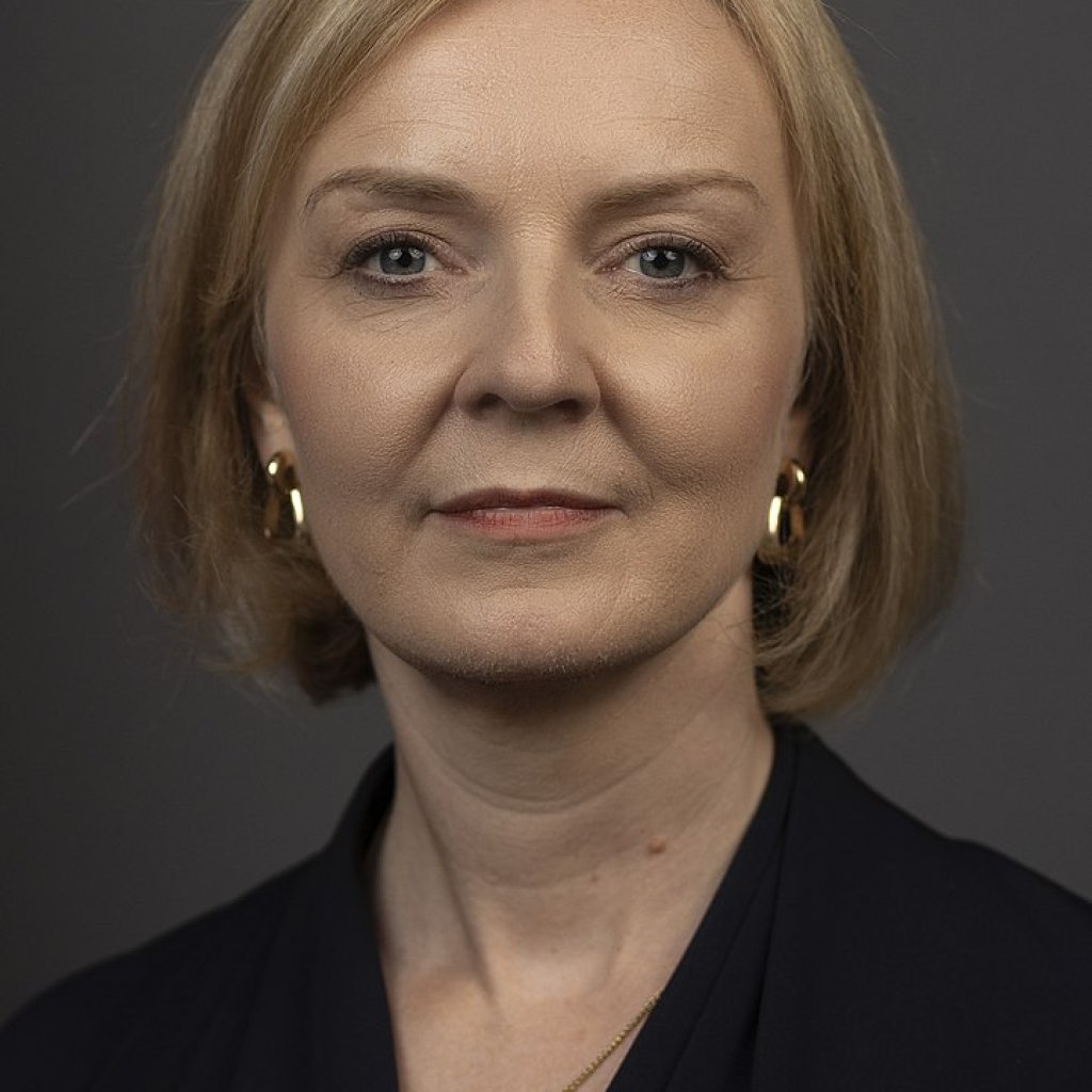 Official_portrait_of_Liz_Truss_(cropped)