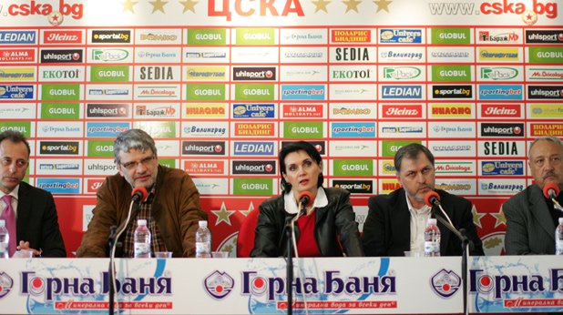 ЦСКА се сдоби с кръг от PR-и, но все още не е ясно дали се е сдобила с треньор