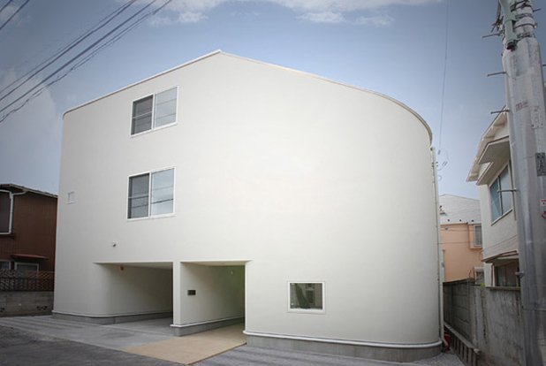 Slide House, Japan