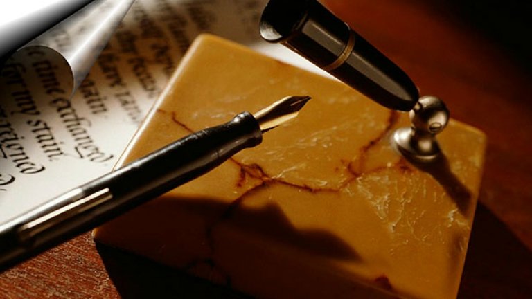 Важно е да има места, на които хората, които пишат стихове, поезия да четат на живо, пред публика