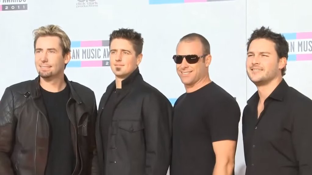 Nickelback_AMAs_2011