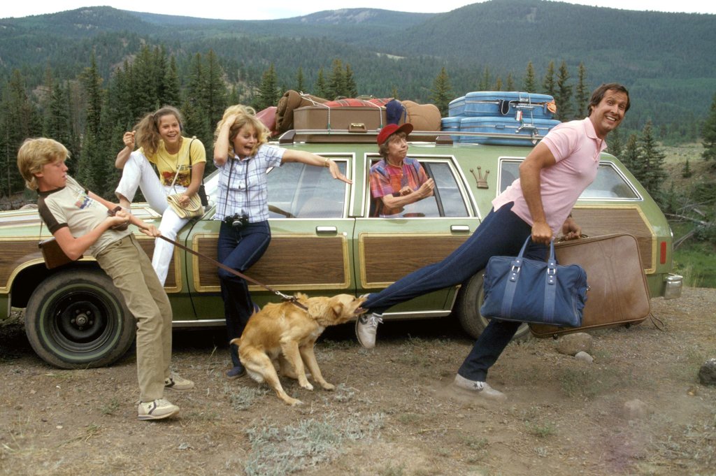 "NATIONAL LAMPOON’S VACATION"  
1983 
Колкото и тъпо да звучи - тази комедия доказва, че пътят, а не крайната точка, е целта на всяко пътуване.
