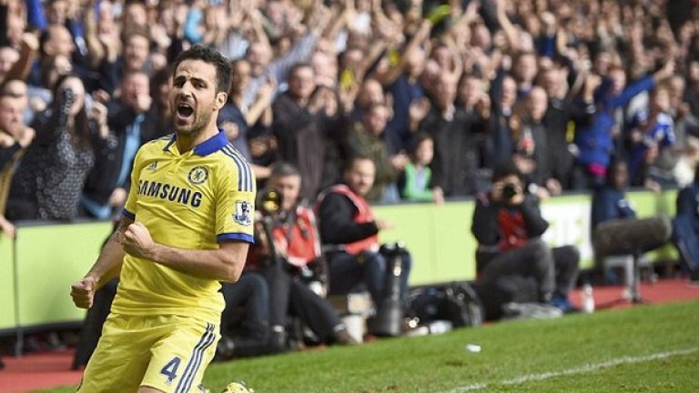 Сеск Фабрегас ликува след гола му срещу Кристъл Палас, донесъл победата на Челси като гост с 2:1 през октомври.