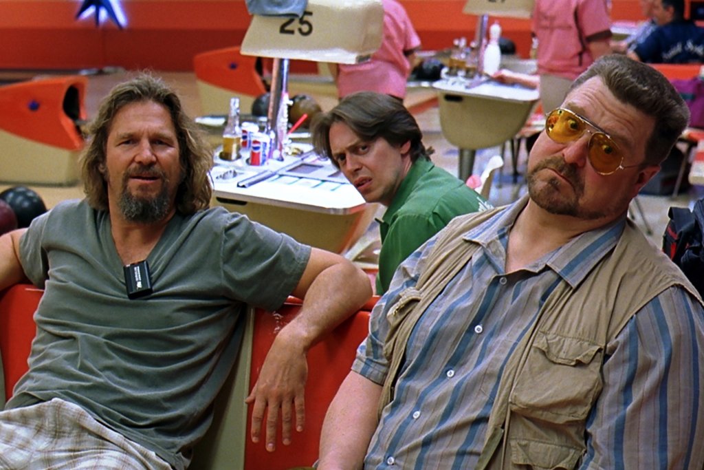 \"Големият Лебовски\" (The Big Lebowski, 1998)
Филмът на братята Коен има точното количество кич и култ в себе си, че да не може да бъде пресъздаден. Джеф Бриджис има чар и сила, които правят ролята му една от най-добрите. 20 години по-късно хора