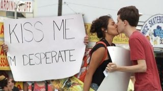cad0636ec01741ea84b22bd570115216-kiss-me-im-desperate
