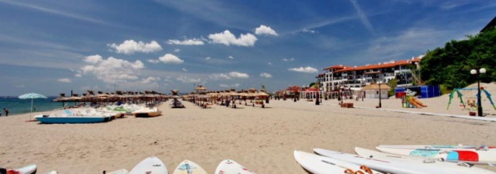 complex-marina-bay-saint-vlas-1-640x360