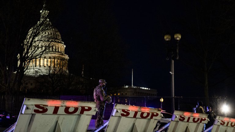 Привърженик на "Нация на исляма" уби полицай край Капитолия