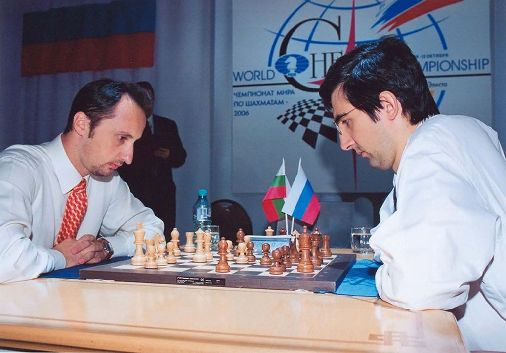 Шахматната война България - Русия и тоалетната сага на Топалов - Крамник: Най-големият скандал в шаха