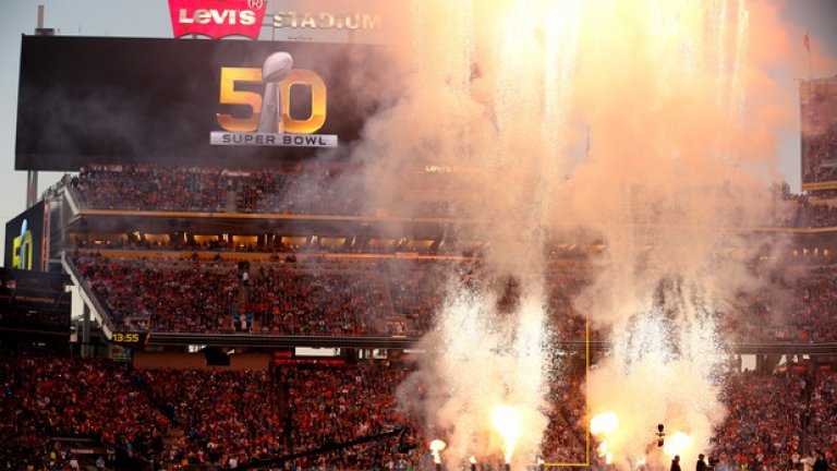 Спербоул 50 - най-важното събитие в спортния живот на Америка за годината.