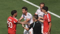 Байерн се провали в последния си мач от групата