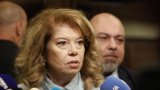 Разликата между нея и Андрей Гюров пада до под 13%
