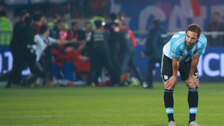 Гонсало Игуаин
Игуаин пък е направил точно обратното – отказал на Франция, за да играе за Аржентина.