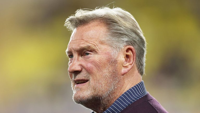 Глен Ходъл сам се е предложил за мениджър на Тотнъм