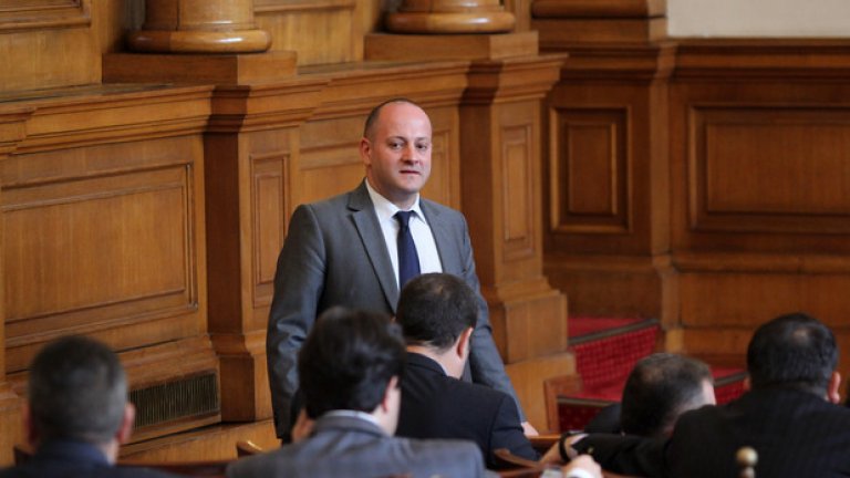 ДСБ няма да участва, но и няма да пречи на опита на РБ да направи ново правителство