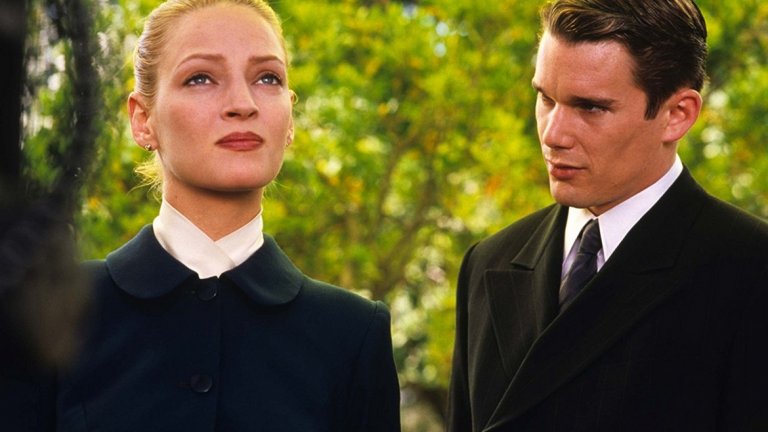 Gattaca 
Много от антиутопиите ужасяват с образите си на жестокия Голям брат, който е безкомпромисен към народа си. Но в Gattaca изглежда хората сами и доброволно са стигнали до бъдеще, в което генната модификация е достигнала съвсем различни измерения, а всяко родено по "старомодния начин" дете се смята за инвалид. 
Дали джакпотът от генетичната рулетка е достатъчен за щастлив живот и докъде могат да стигнат амбициите да стигнеш звездите (буквално) – ще разберете от филма с Итън Хоук, Джъд Лоу и Ума Търман. След него ще гледате малко по-различно на всеки паднал от главата ви косъм, убедени сме.