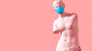 От секси статуии до ампутирани крайници: Фетишите не са това, което бяха… а много повече