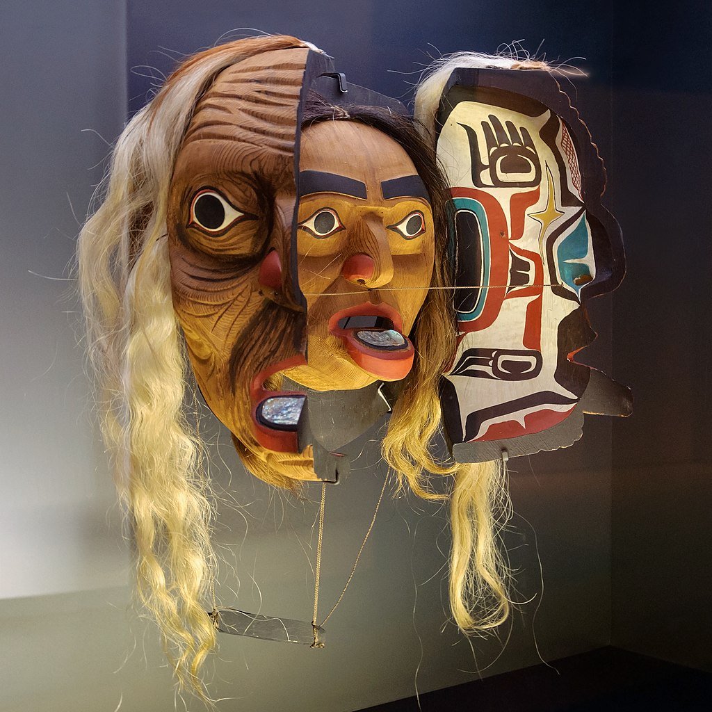 Masque à transformation Kwakwaka'wakw