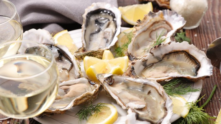 Имало е време, в което стридите и омарите са били меко казано скромни ястия